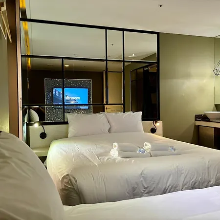 Hertz Hotel
