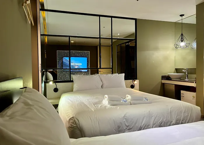 Hertz Hotel